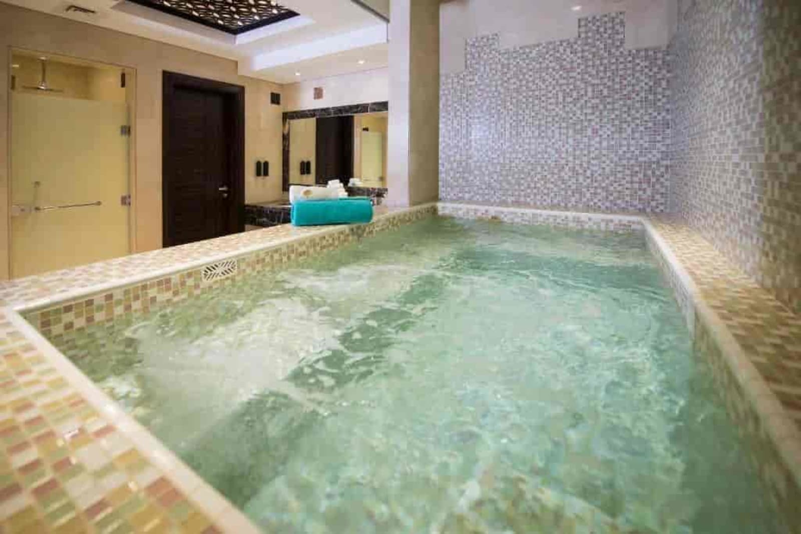 Jannah Burj Al Sarab Jannah-Burj-Al-Sarab-Pools1 e63rba