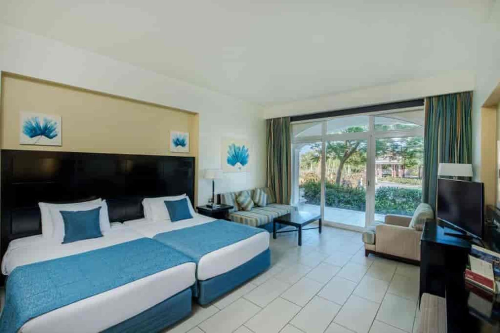 Reef Oasis Blue Bay Resort & Spa Reef-Oasis-Blue-Bay-Resort-Spa-Room c4budm