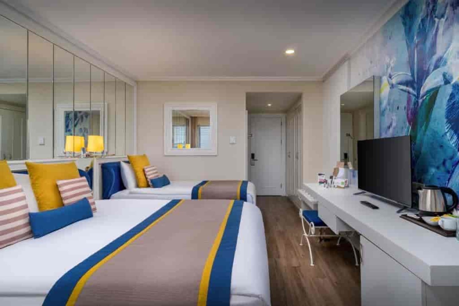 Delphin Diva Premiere Delphin Diva Premiere-Room kjpb4s