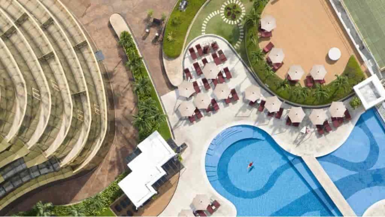 Okada Manila Okada-Manila-Pools ekj3gg