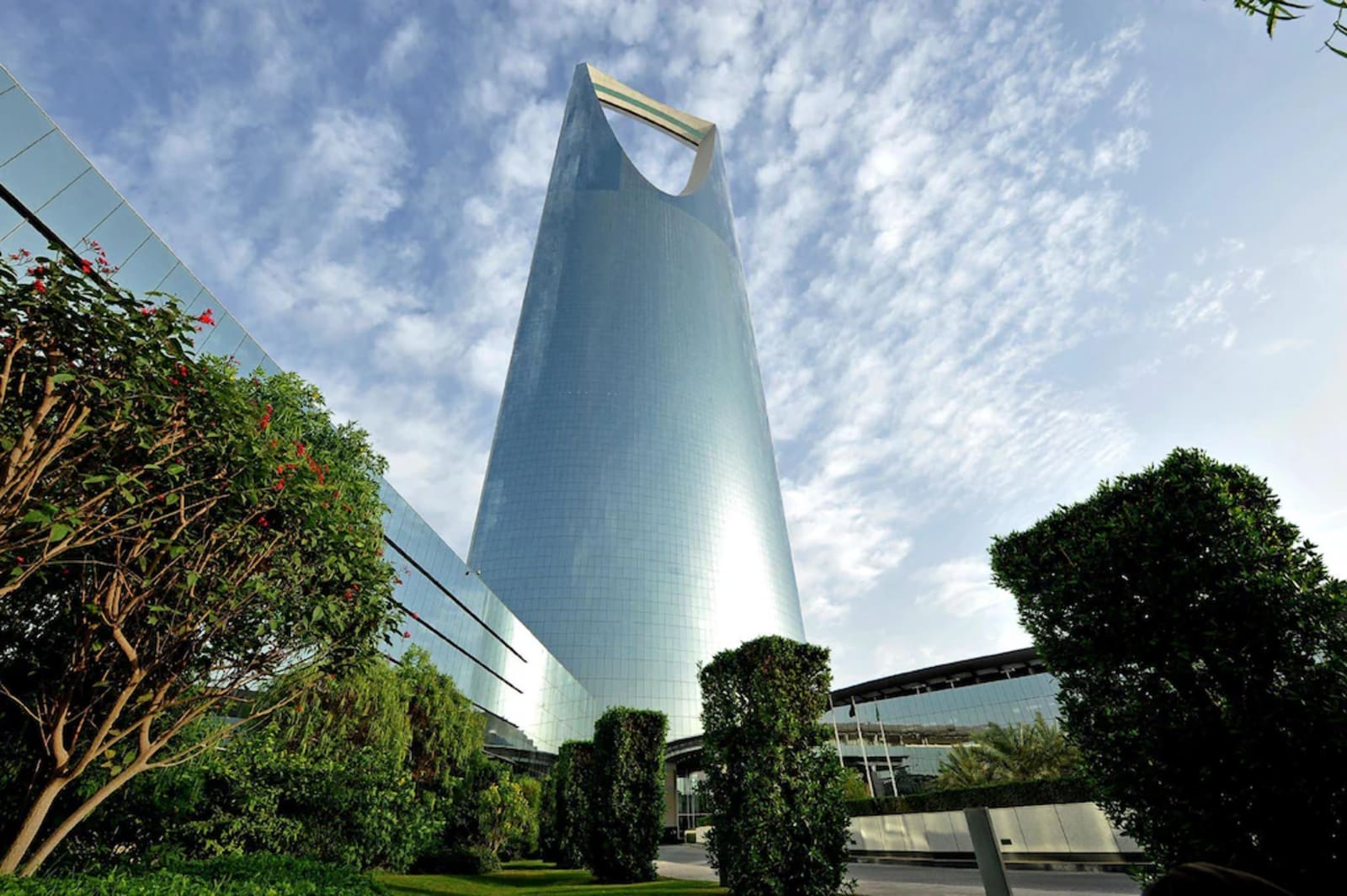 Four Seasons Hotel Riyadh FOUR-SEASONS-HOTEL-RIYADH1 kbvmmm