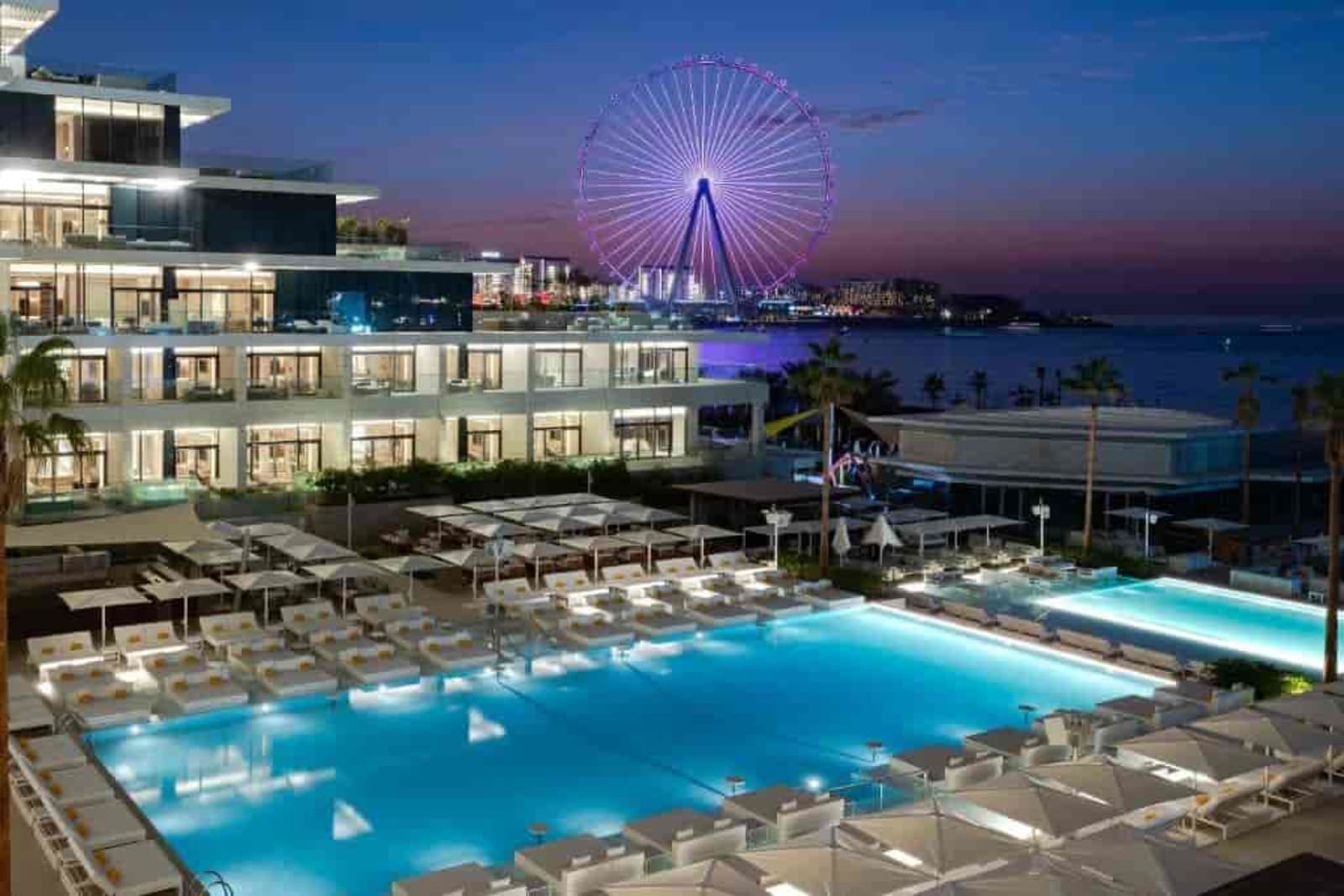 FIVE Luxe JBR Dubai FIVE-luxe-JBR-Pools fdwlbf