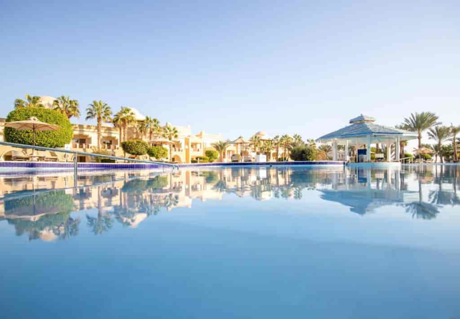 Serenity Alpha Beach Serenity-Alpha-Pools fb3uxd