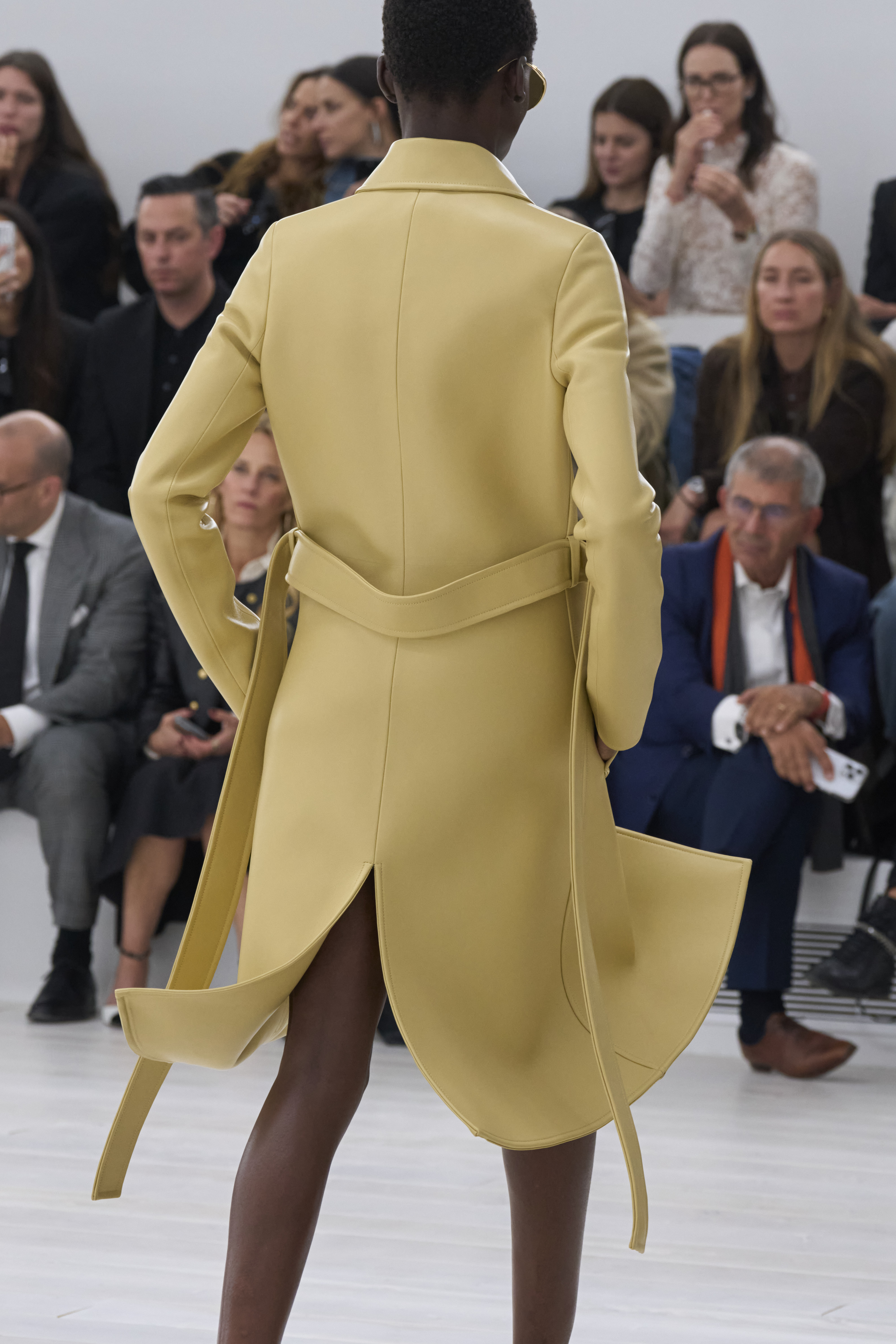 Loewe%20clp%20S25%20096.jpeg