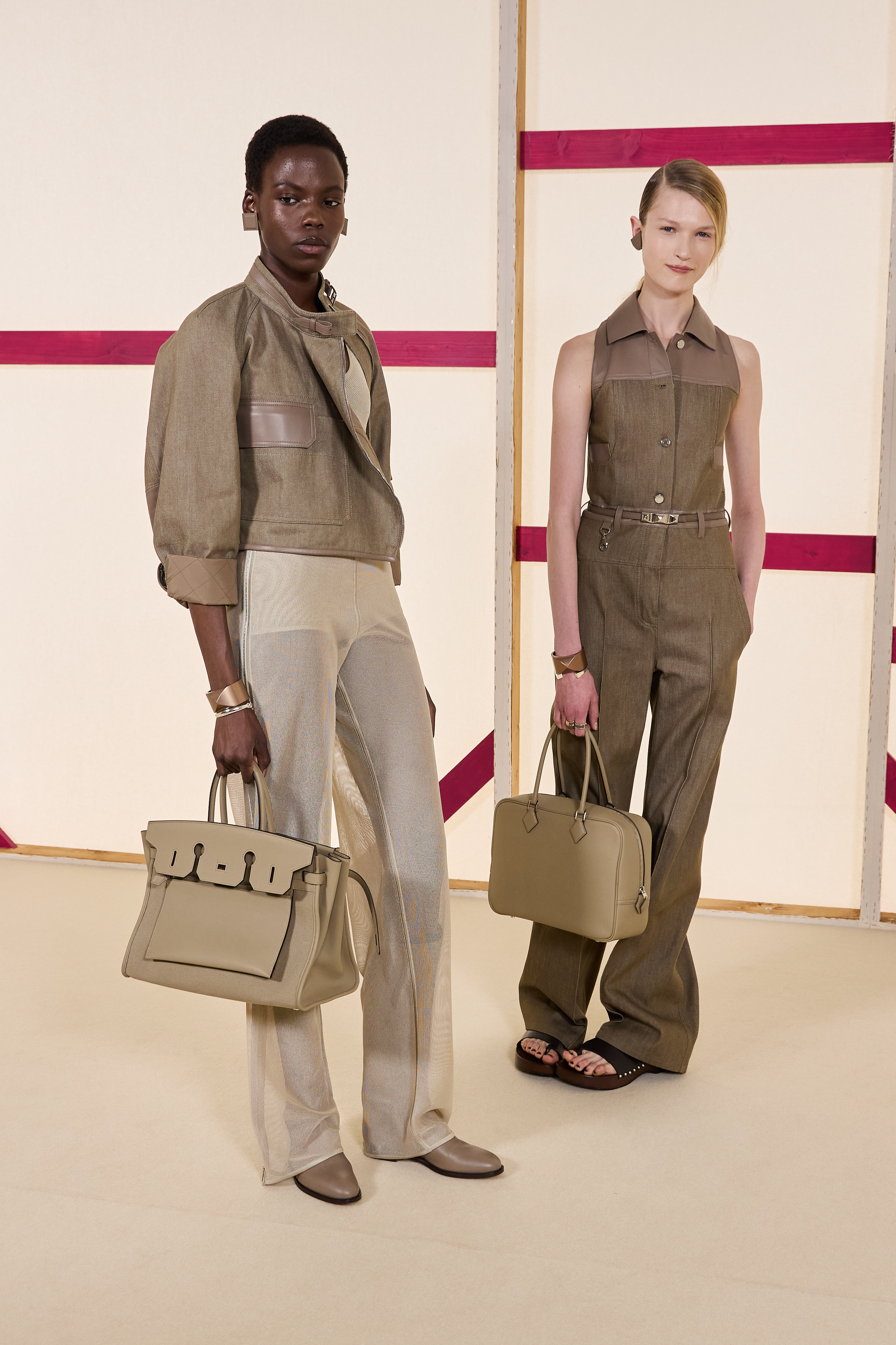 Hermes%20bks%20S25%20188.jpeg
