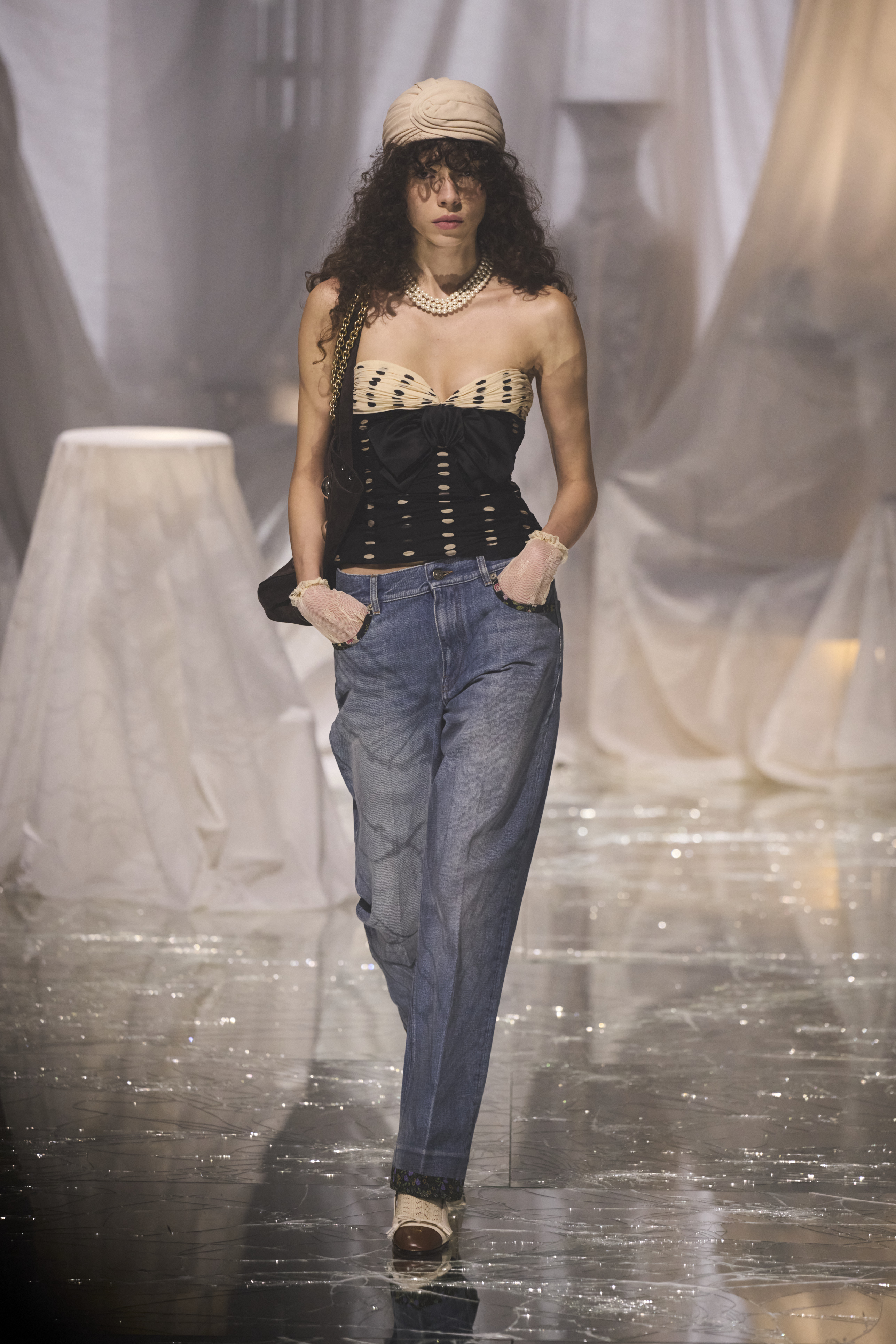 Valentino%20S25%20081.jpeg