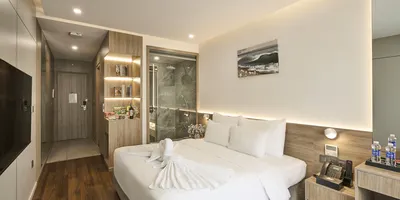 Sea View Executive King