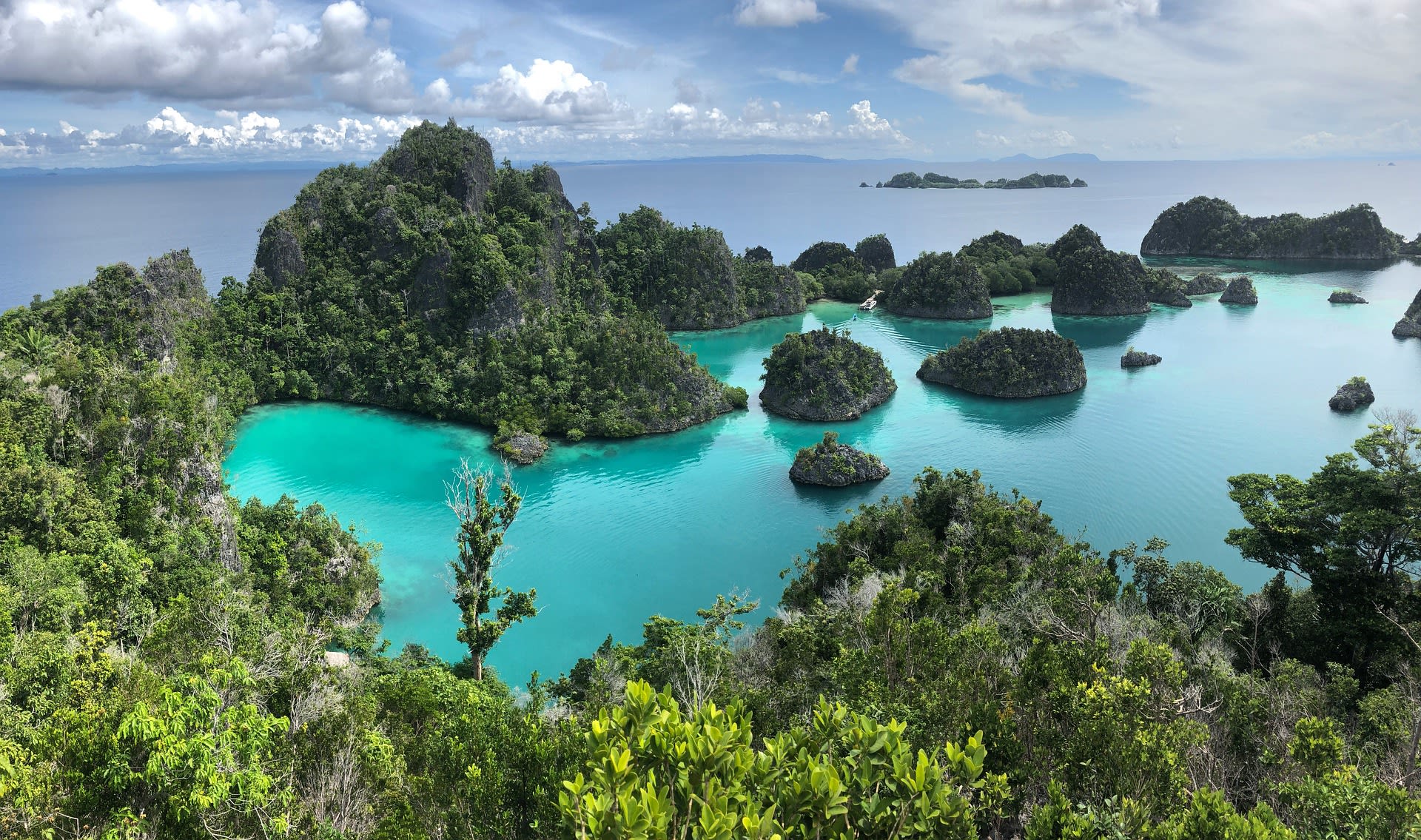 Indonesia natural places