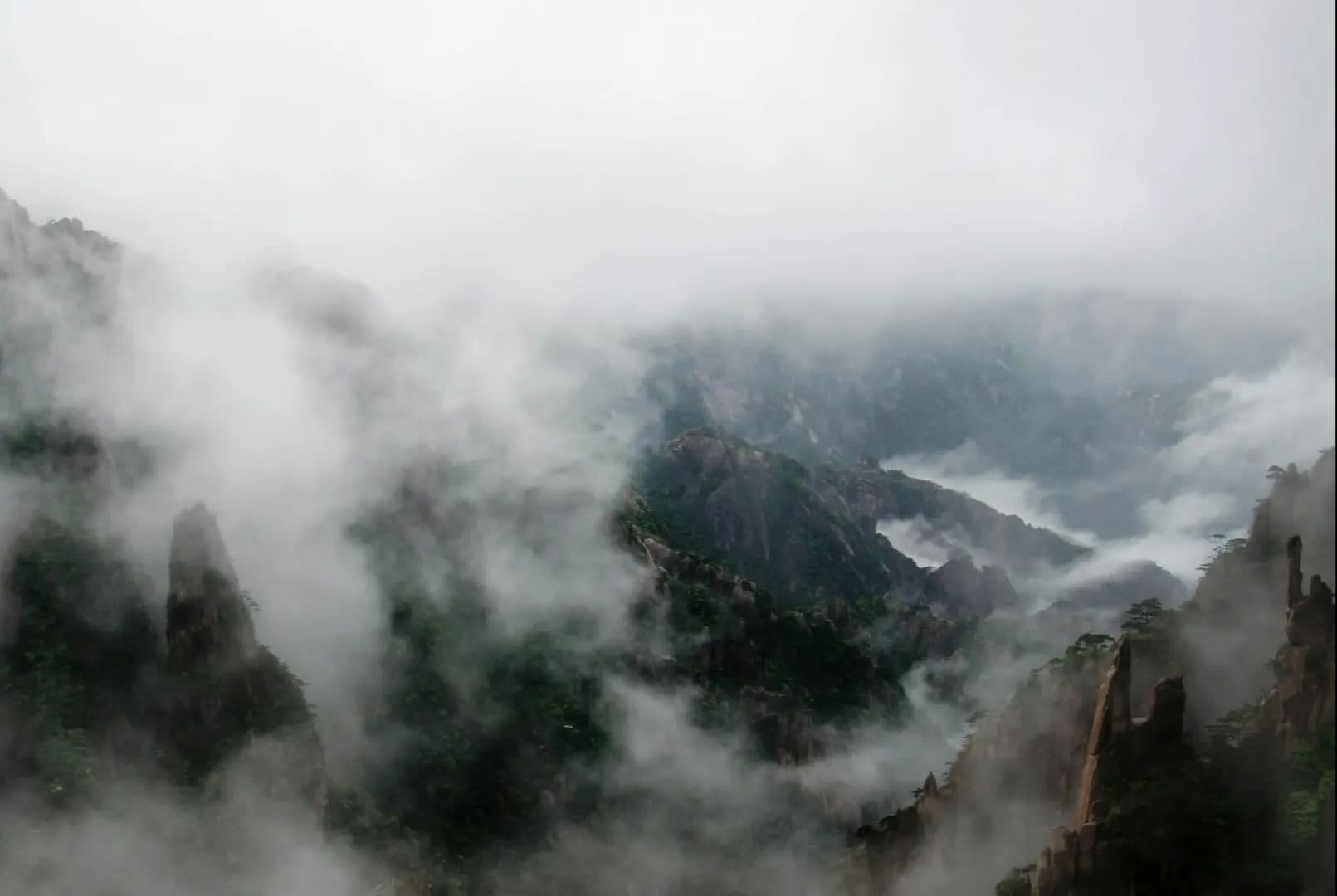 cloudy mountains, Huangshan