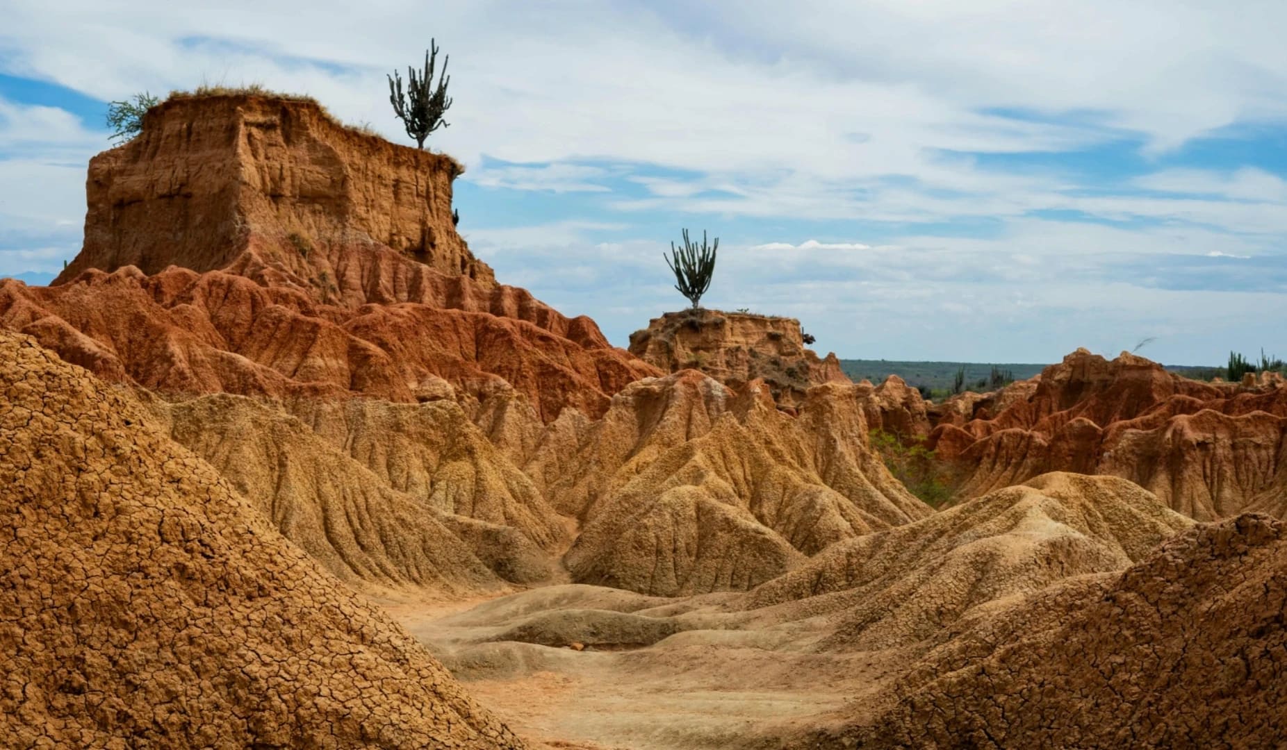 Explore Tatacoa Desert - Colombia’s Otherworldly Landscape