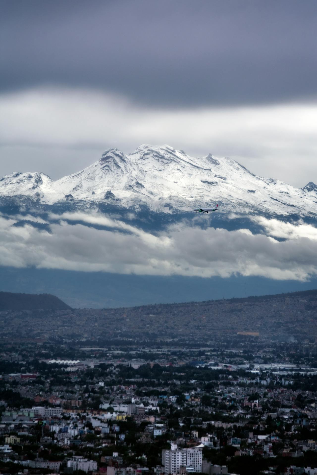 Popocatépet And Iztaccíhuatl landscape view 1
