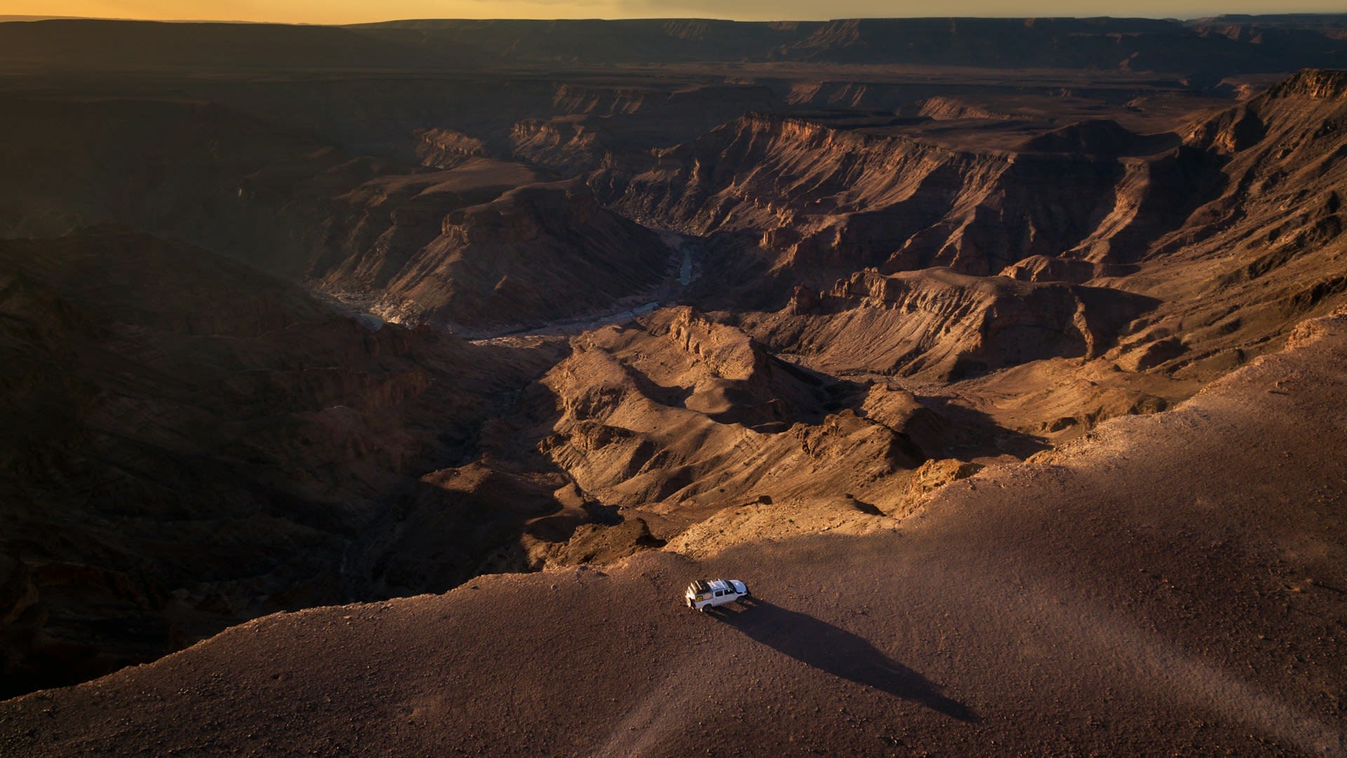Fish River Canyon : Namibia’s Grand Natural Wonder 