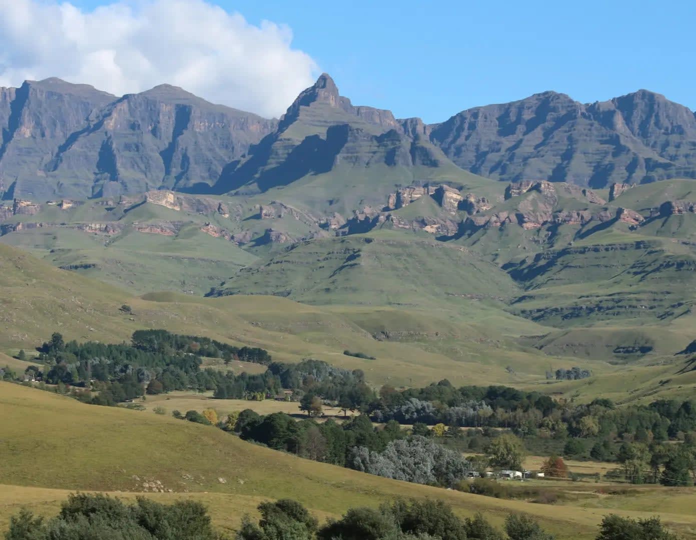 Discover the Drakensberg Mountains 