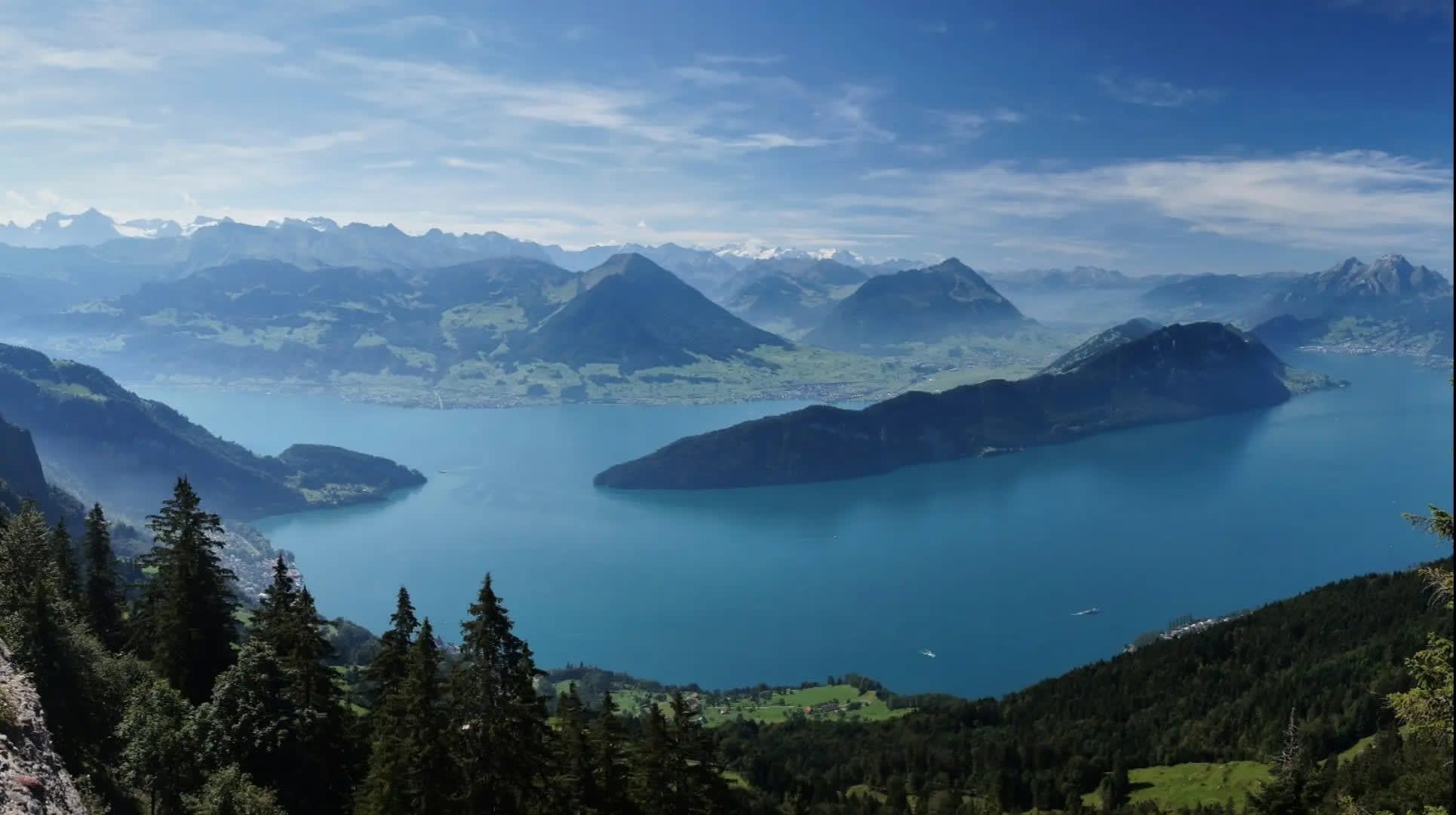 lake surrounded by mountains, Vierwaldstattersee