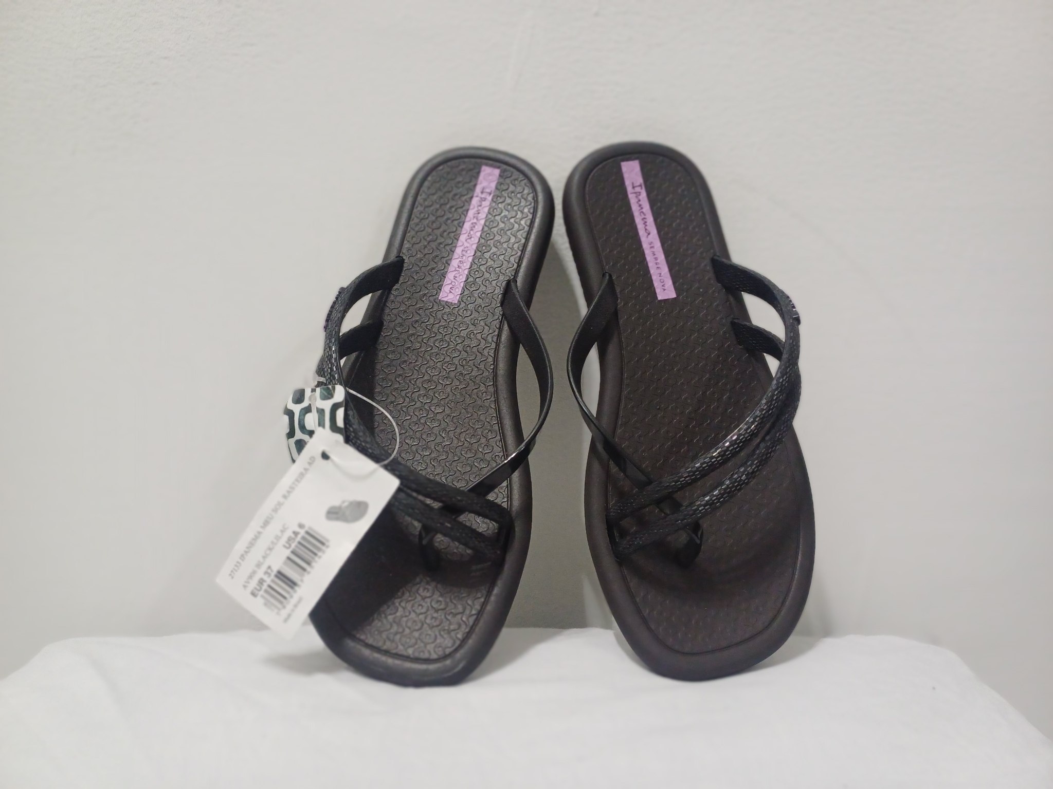 Ipamema Brand Shoe