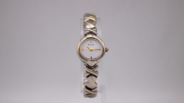 Bulova - photo 1