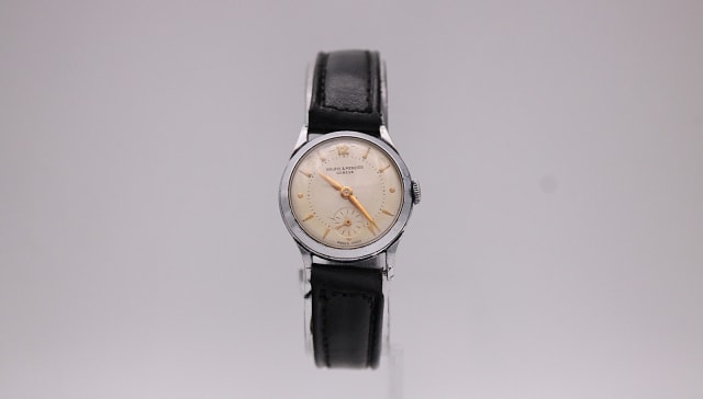 Baume & Mercier 620 photo 1