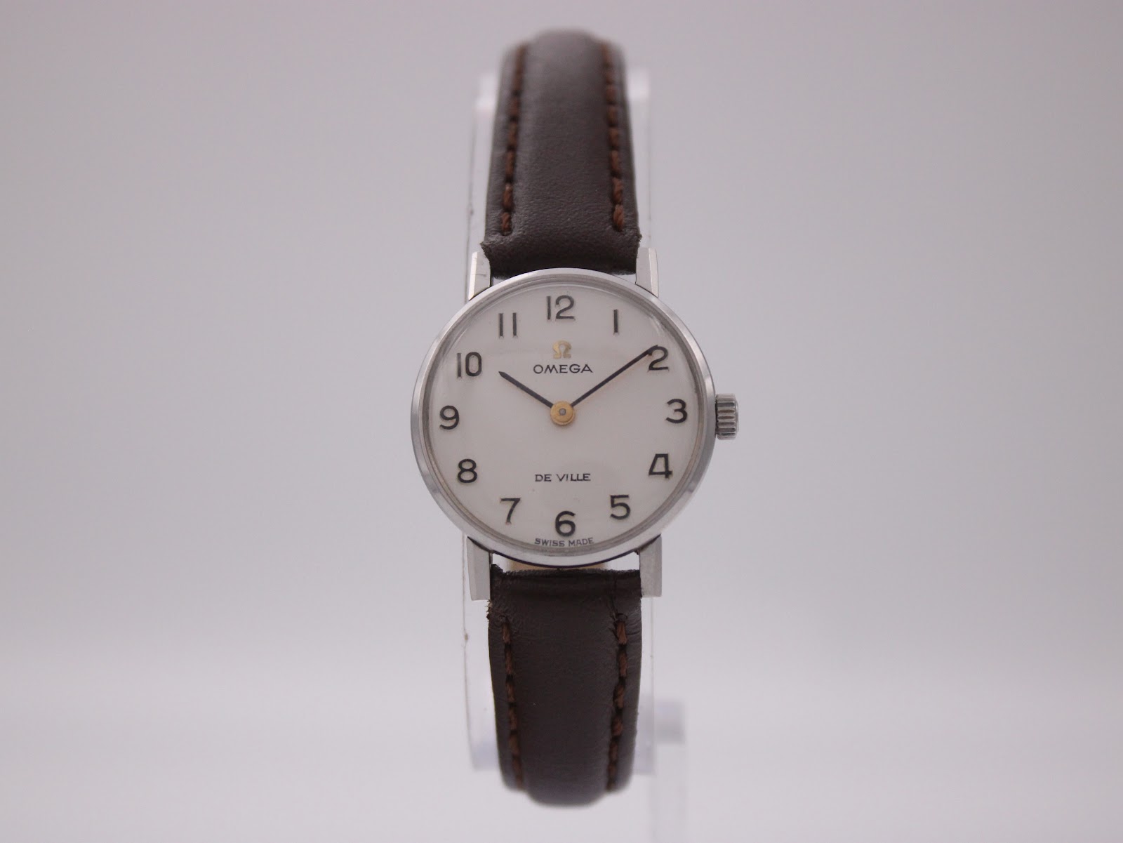 OMEGA DE VILLE — photo 1