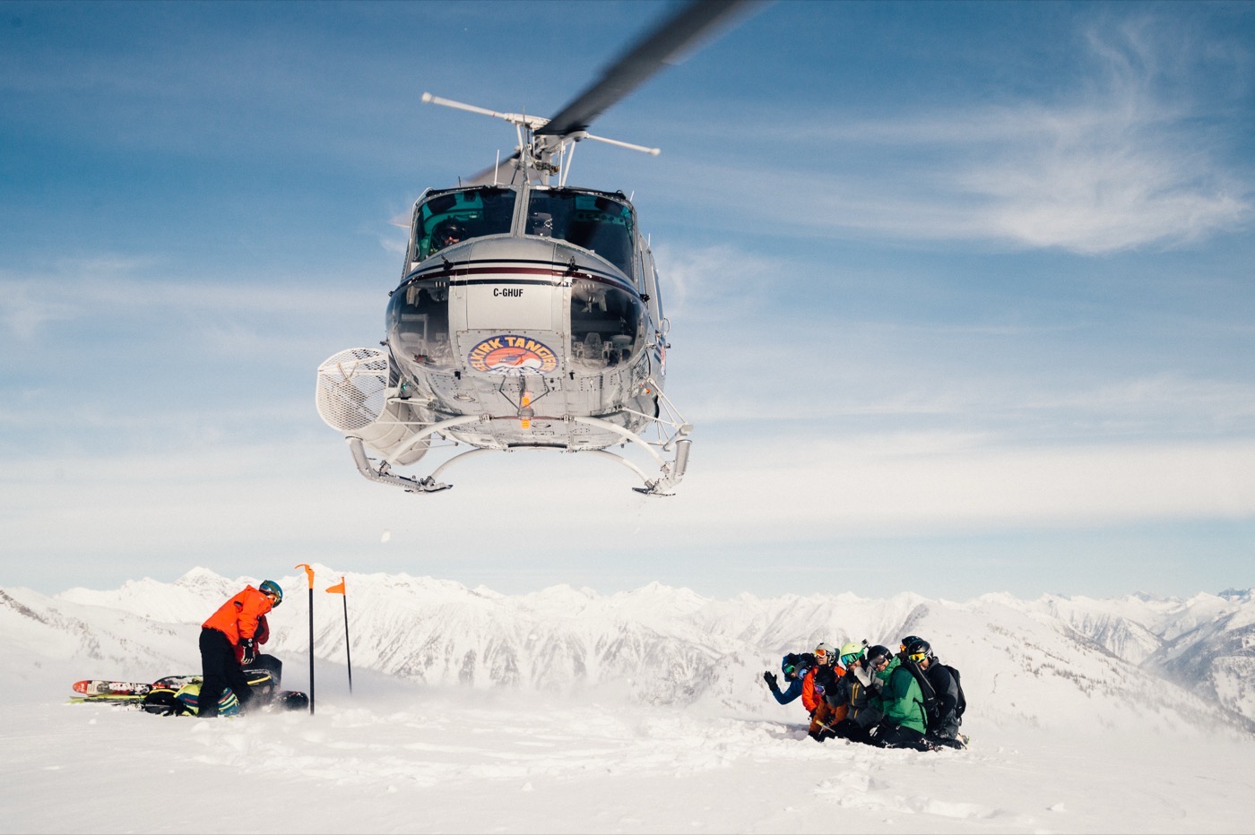 Selkirk Tangiers helicoptero despegando