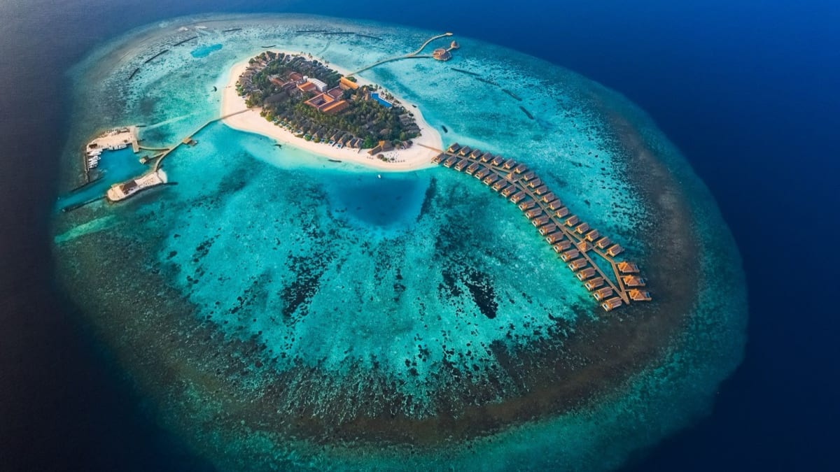Emerald Faarufushi Resort & Spa