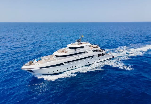 Sea Serpent Grand