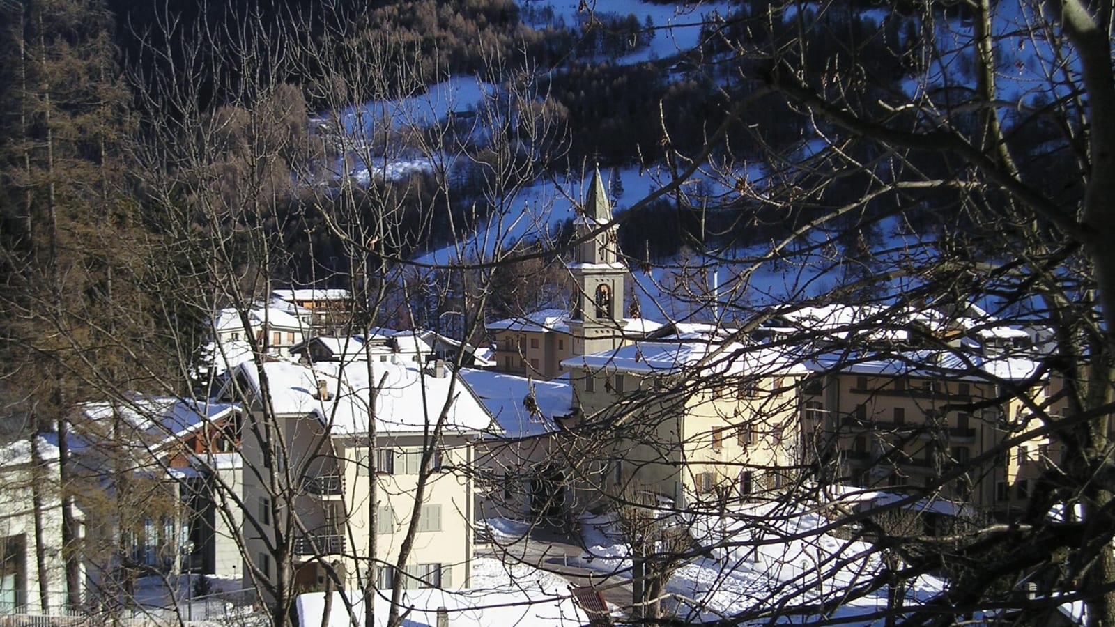 Aprica — vista de la estación