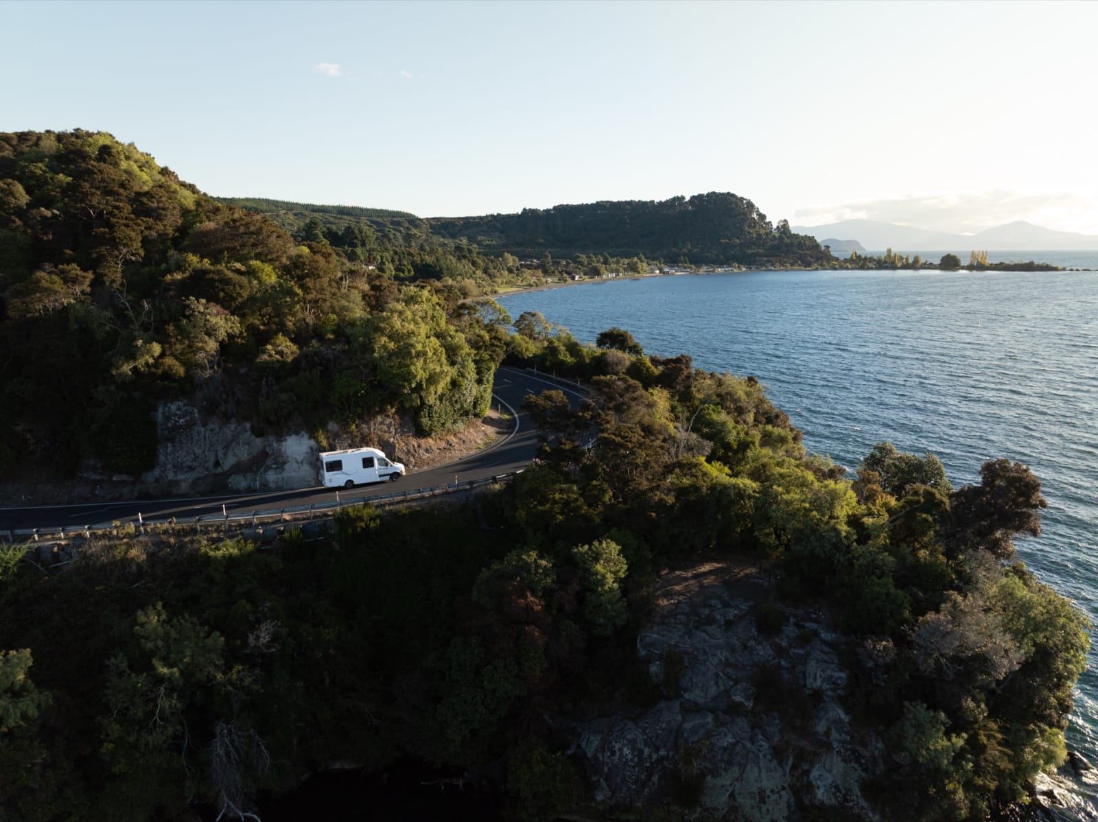 East Cape + Gisborne — primer amanecer del mundo