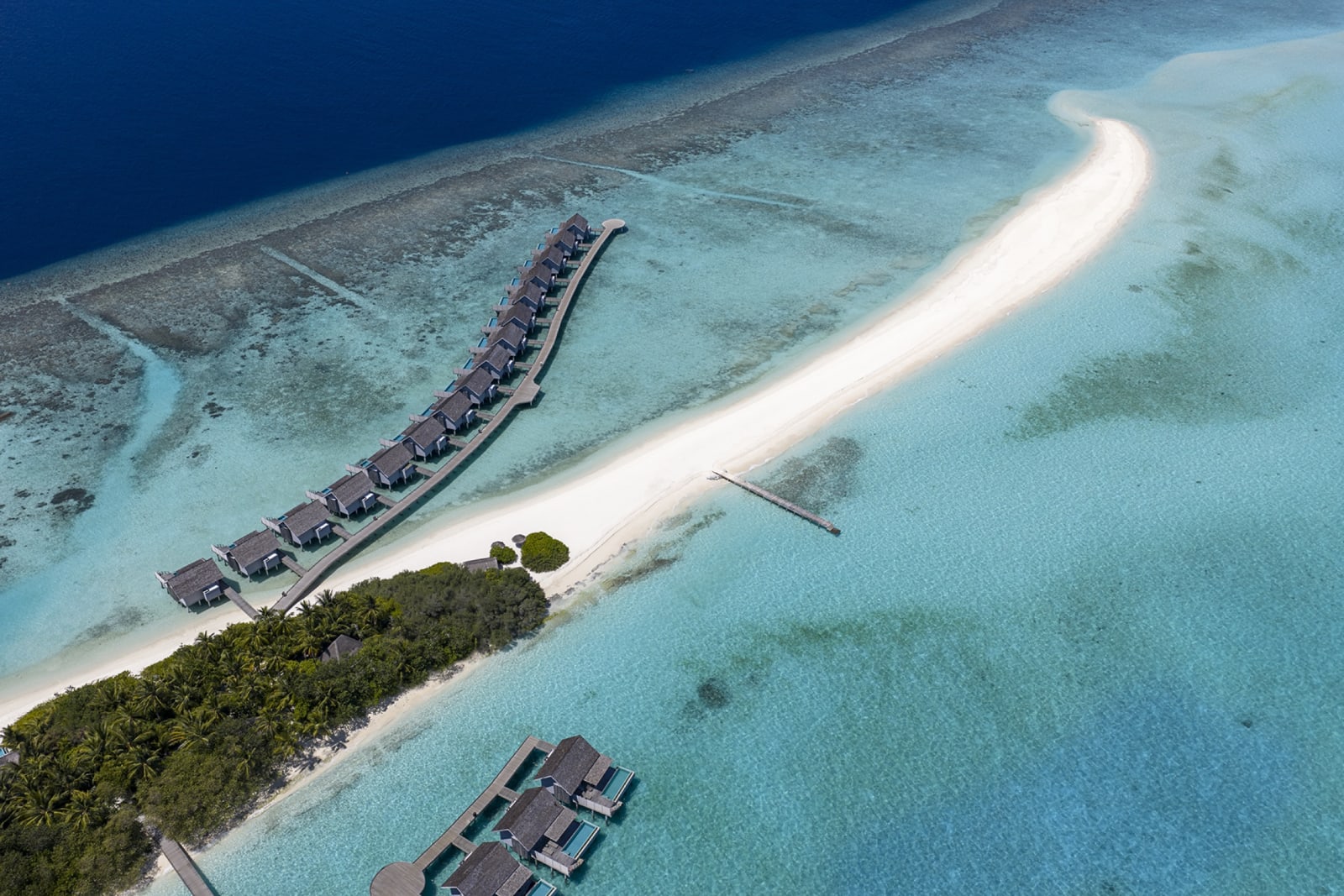 Niva Kuramathi — SandBank Thundi Daytime (vista drone)