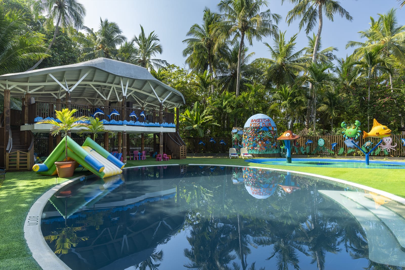 Niva Kuramathi — Kids Club Pool