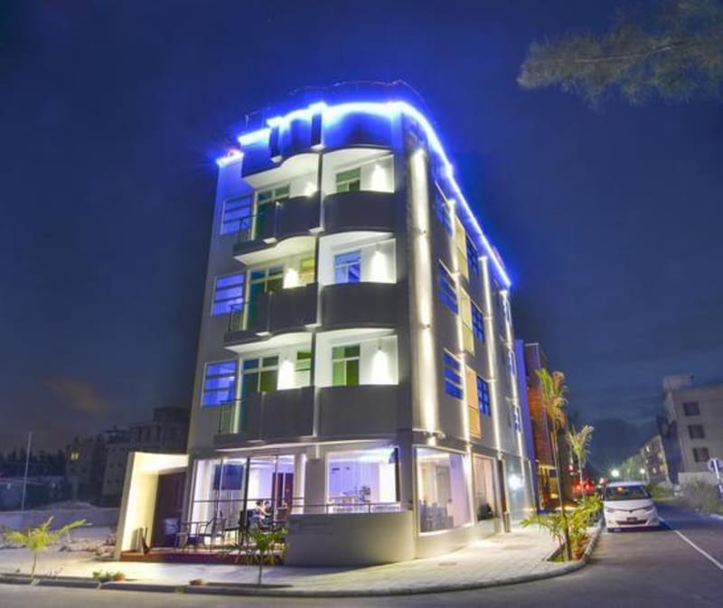 Le Vieux Nice Inn