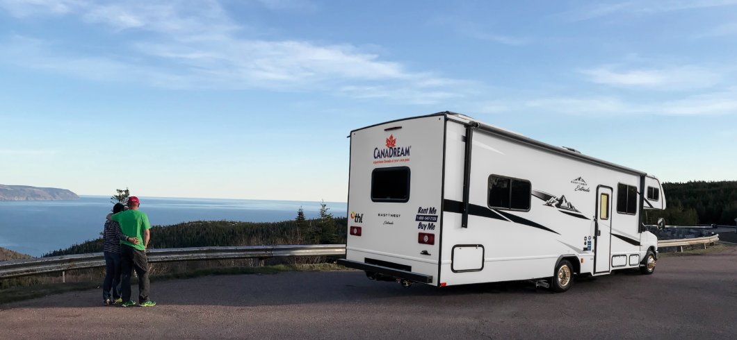 CanaDream Large Motorhome (MH-L)