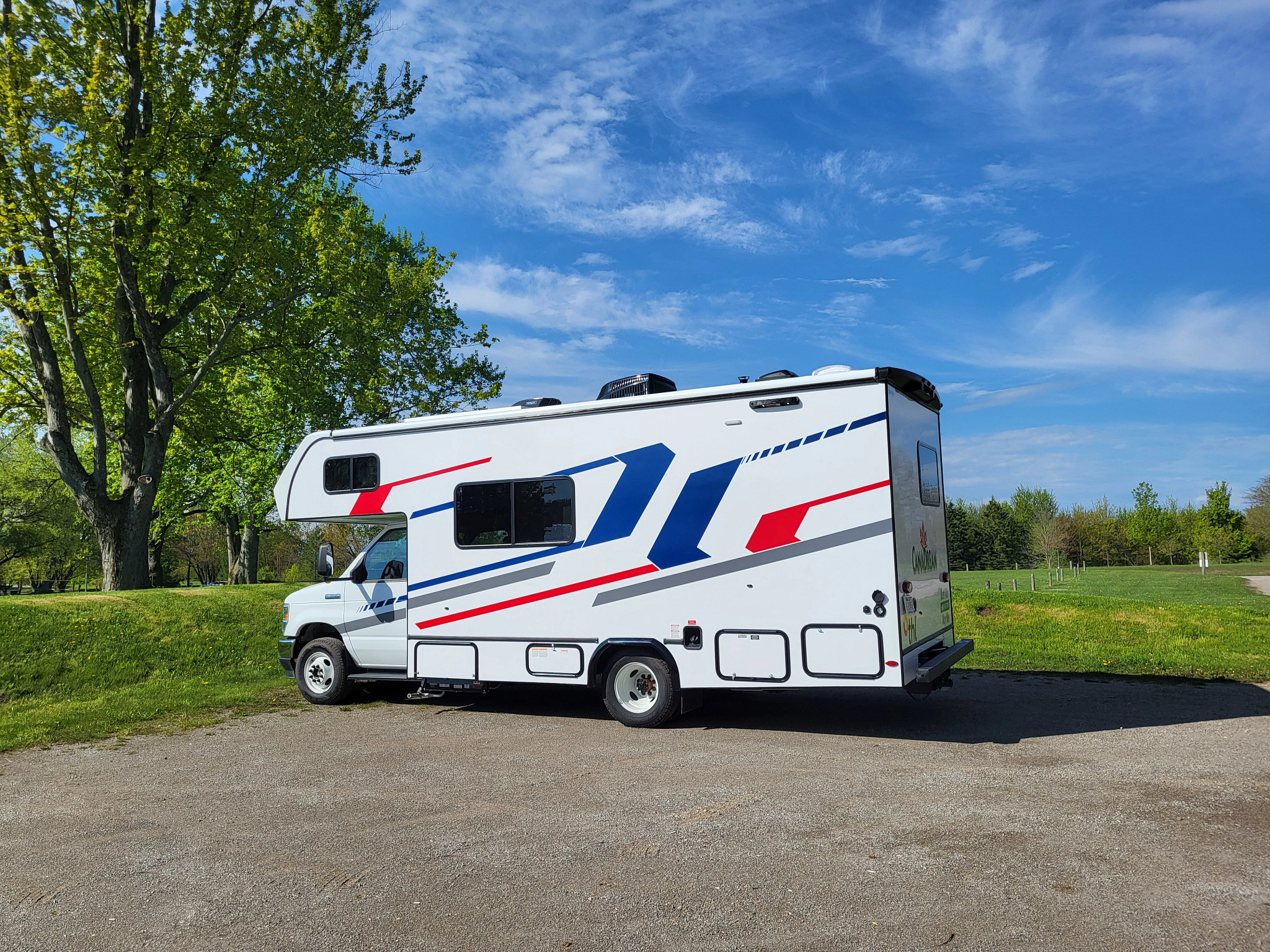 CanaDream MH-C — exterior