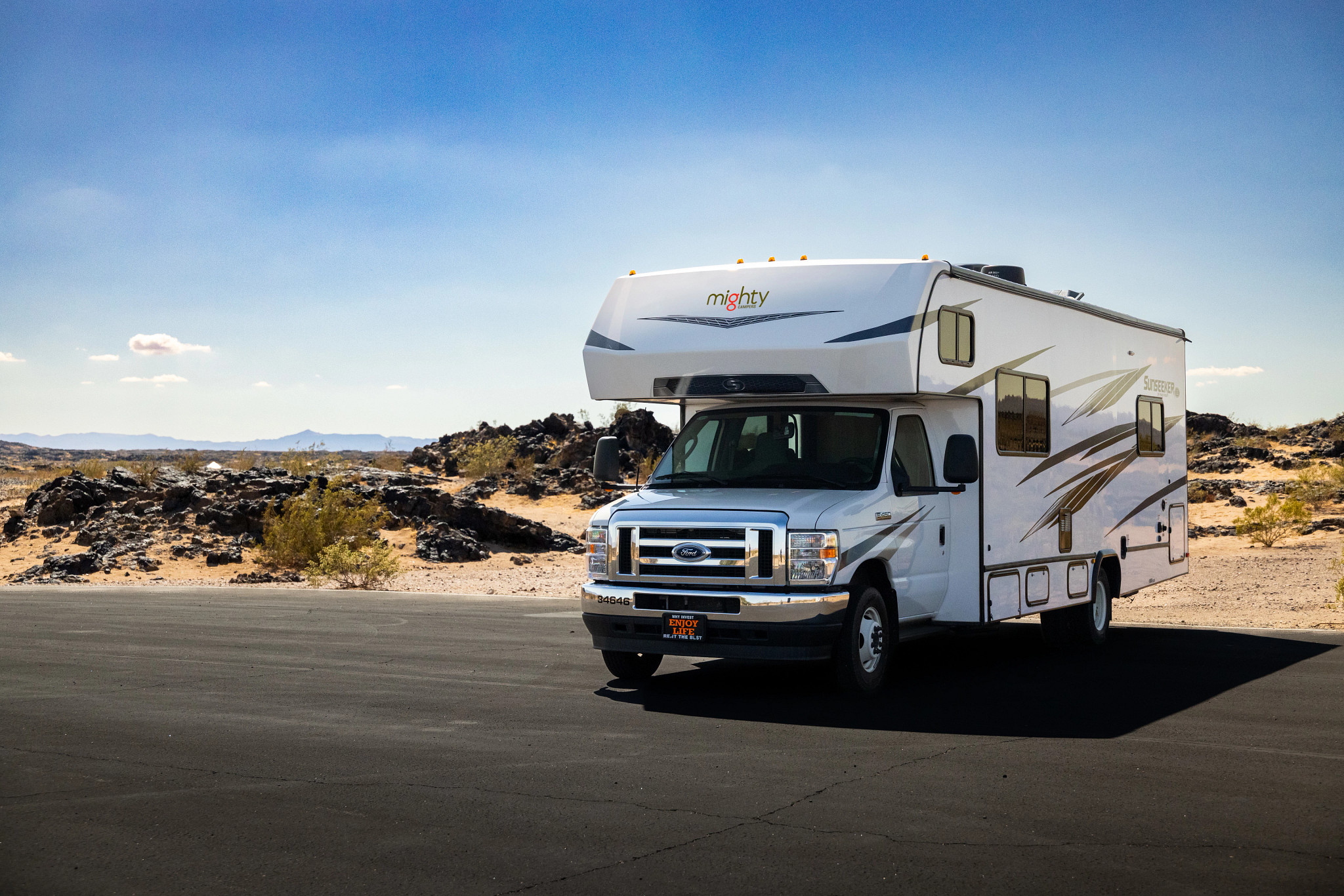 Mighty Class C (MT) en Amboy, Ruta 66