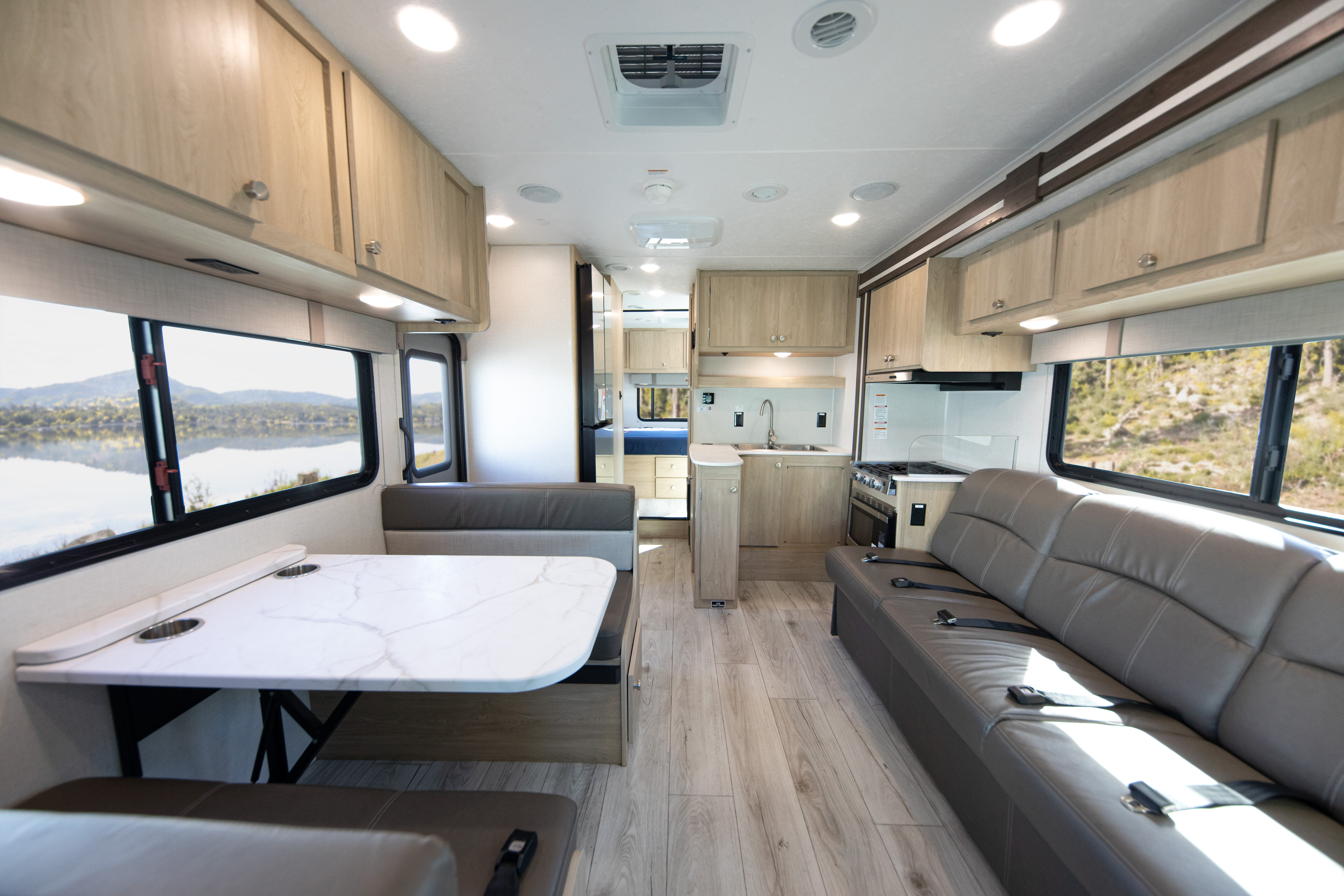 Road Bear Class C W/Slide-Out (P) 260B — interior