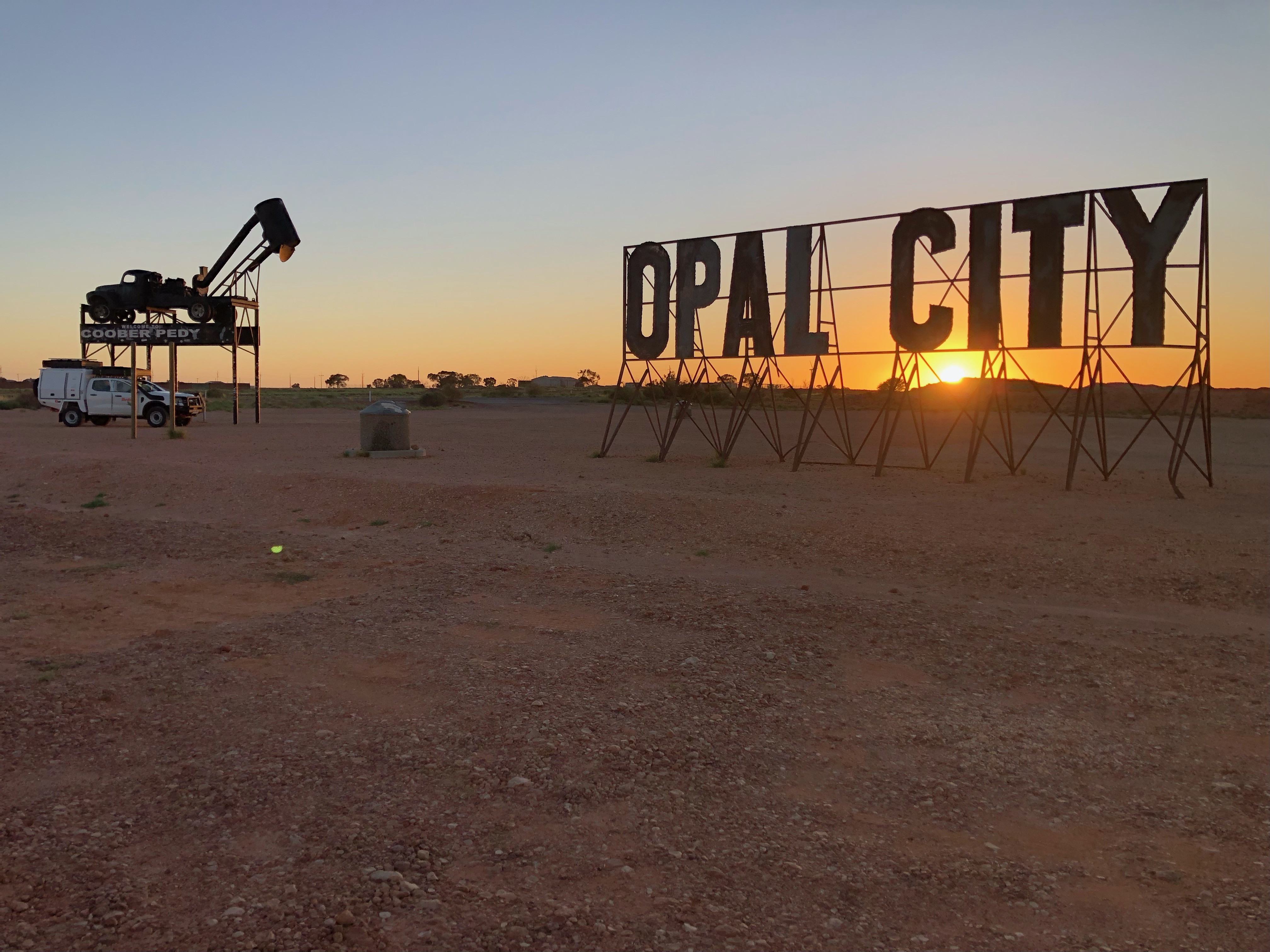 Outback NSW — Broken Hill, Mungo and infinite reds