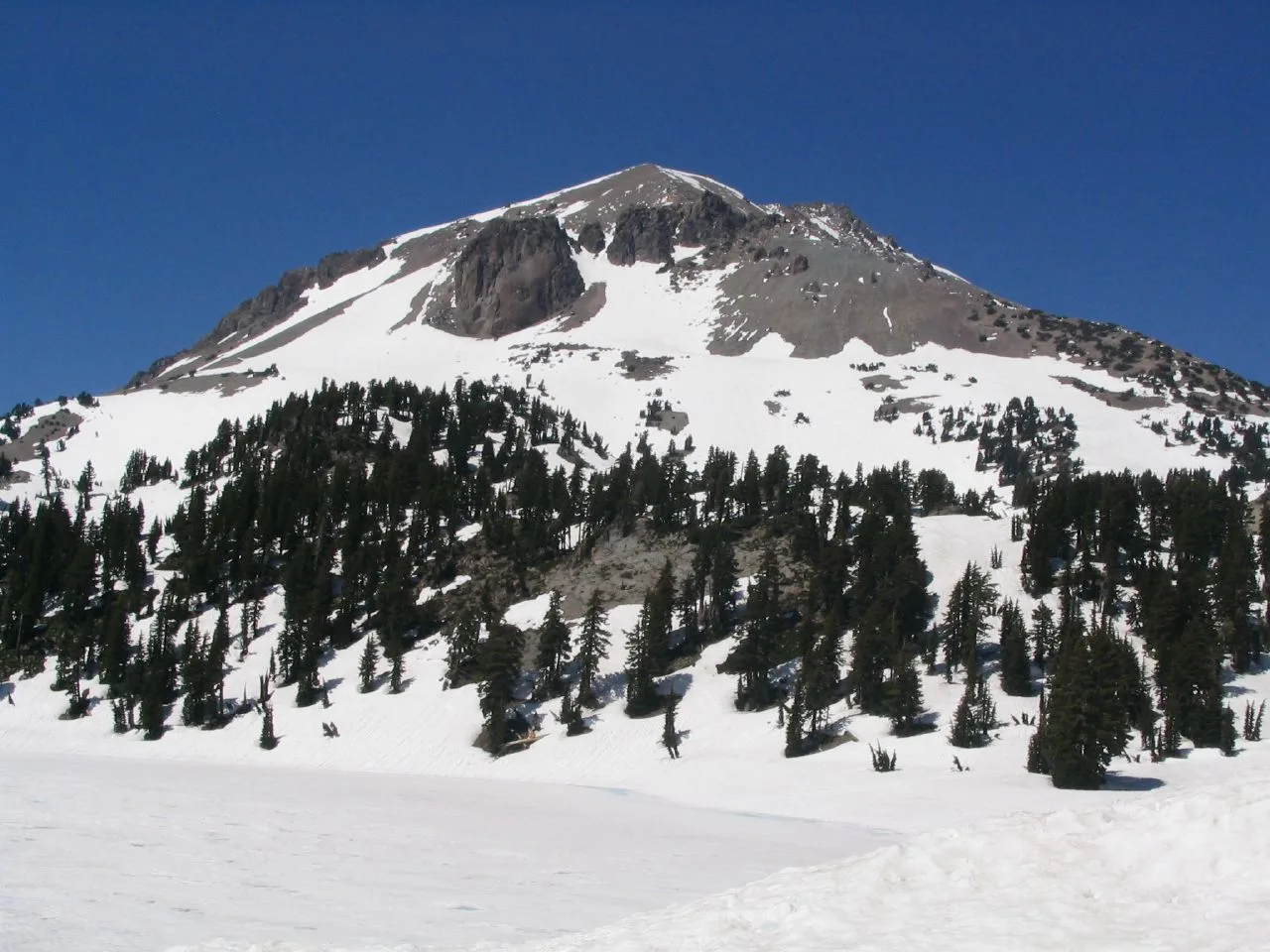 Lassen — volcanic features