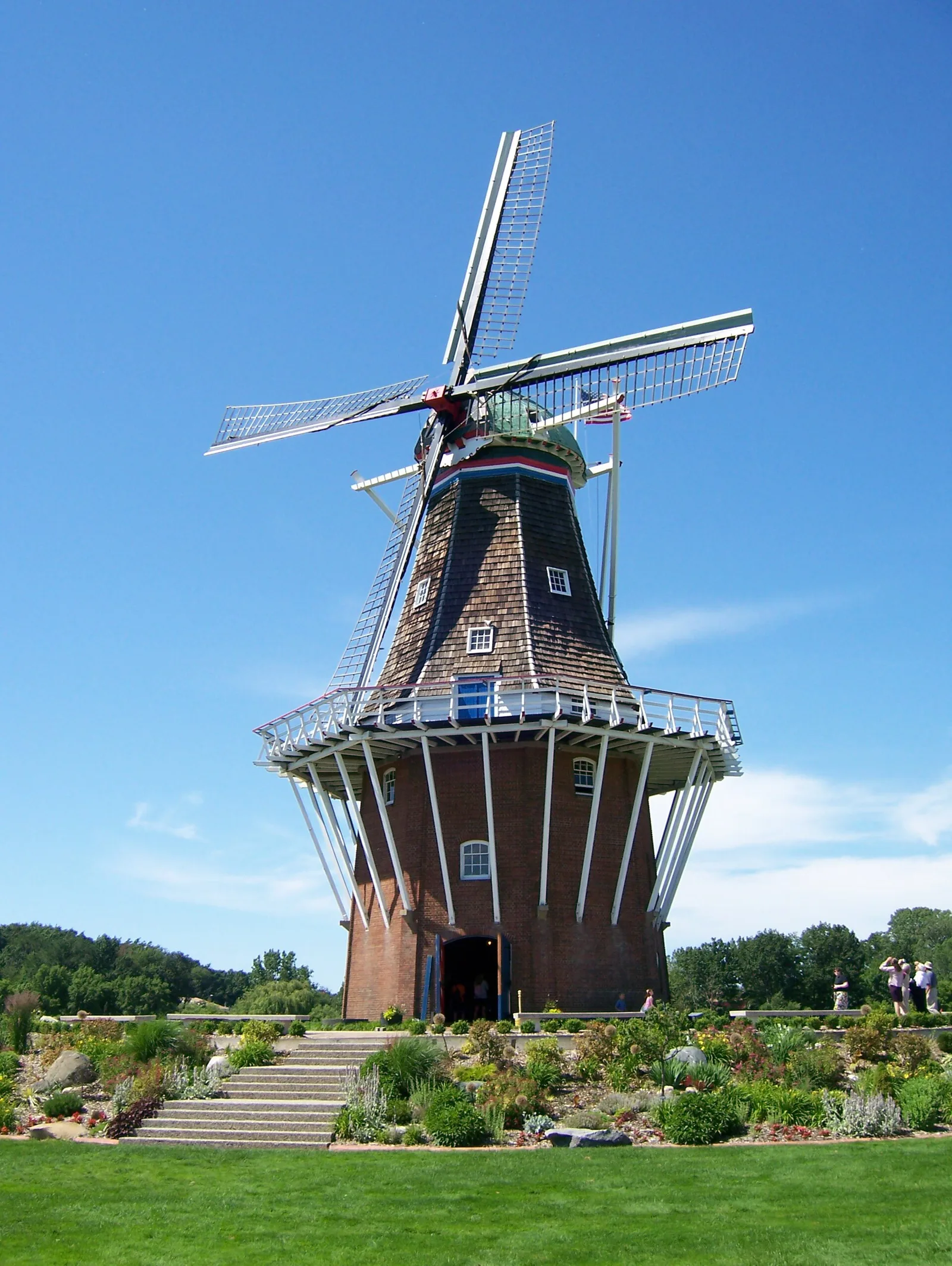 Chicago → Holland MI