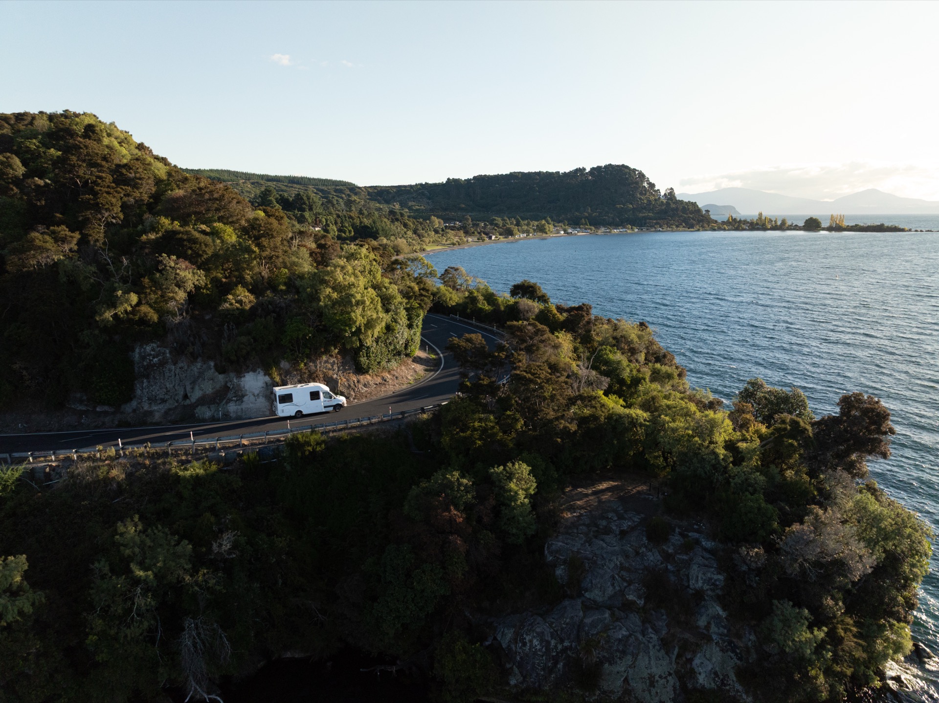East Cape + Gisborne — primer amanecer del mundo