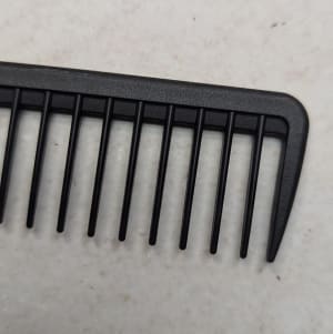 7 inch Carbon Wide Tooth Haircut Comb 3