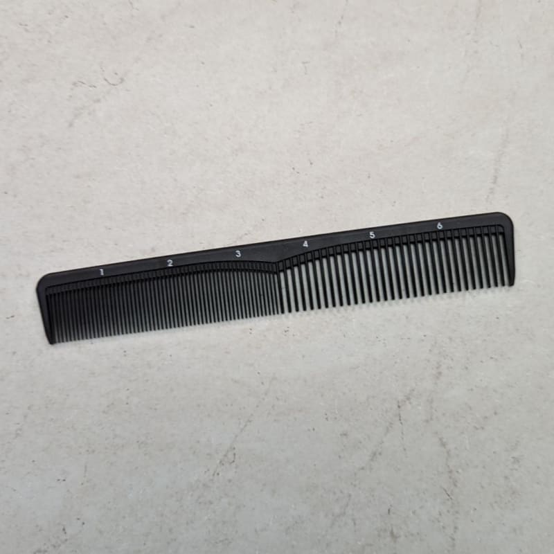 Classic Carbon Haircut Comb