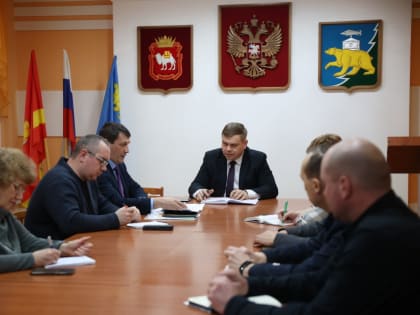 8 февраля глава Администрации Нязепетровского района провёл конференцию по вопросам благоустройства района