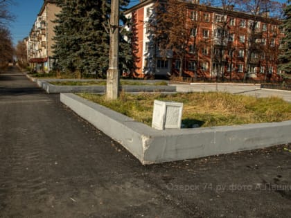 Благоустройство в городе: новые асфальтированные тротуары и памятники