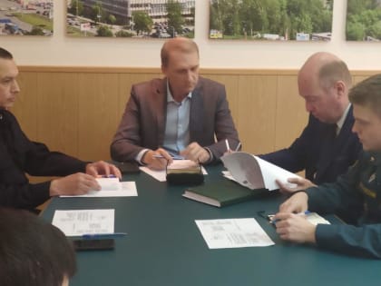 Вопросы безопасности во время майских праздников обсудили на заседании АТК района