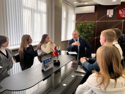 В рамках местного партийного проекта «Лестница успеха» в Еманжелинском районе состоялись встречи наставников с подопечными