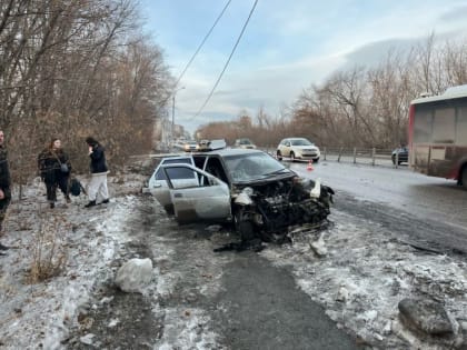 Сотрудники Госавтоинспекции установили обстоятельства ДТП с пострадавшими