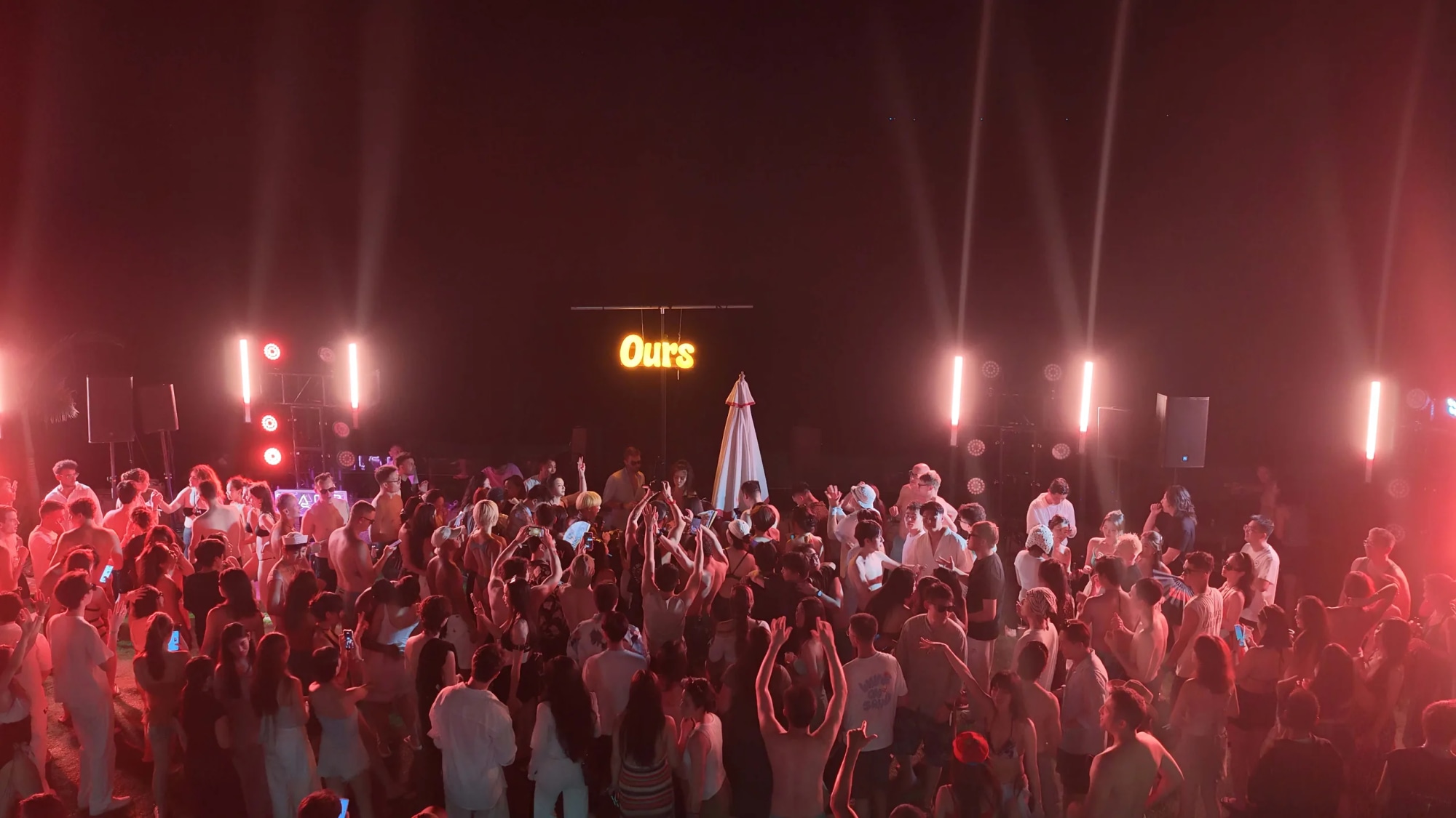 Crowd at the OURS SENSEA pool and beach party