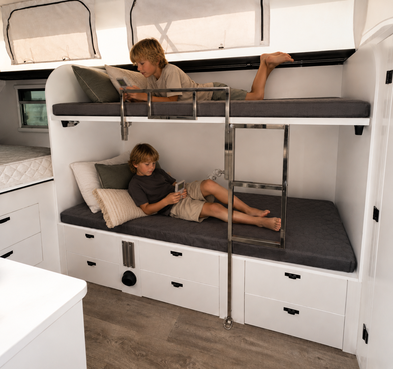 ALPINE Family Bunks
