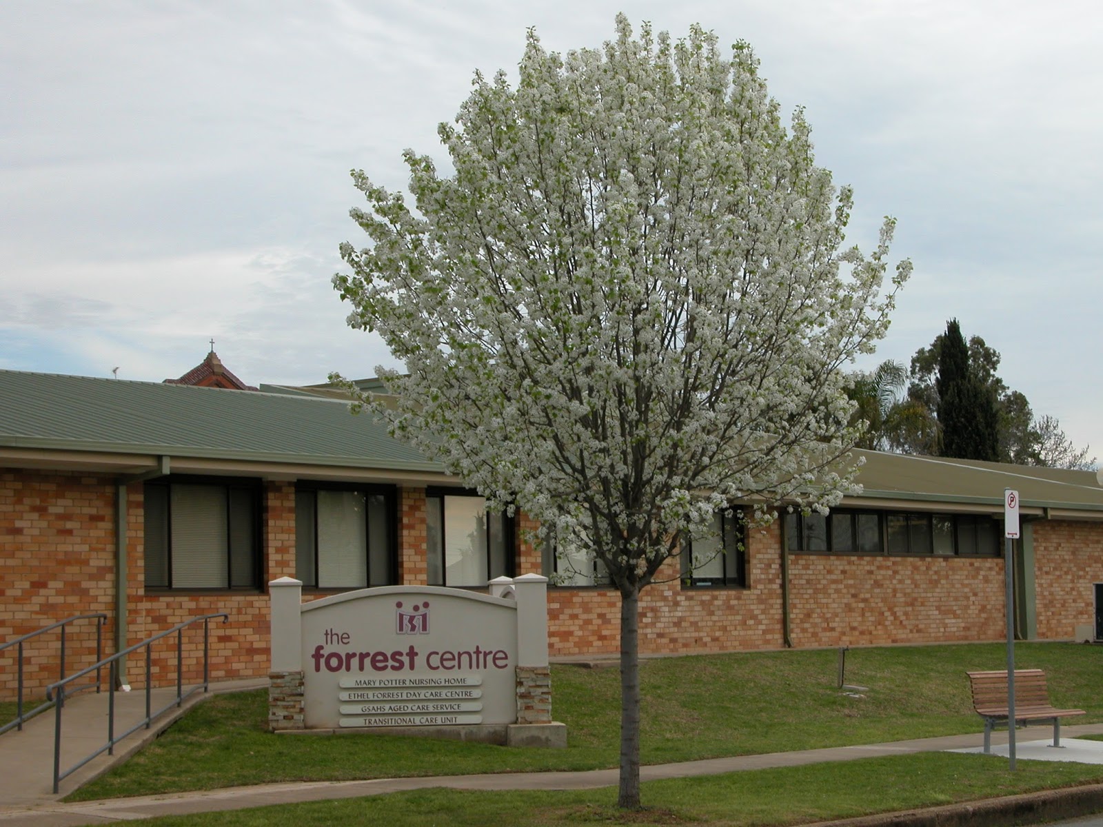 Mary Potter Nursing Home, 6 LEWISHAM Avenue WAGGA WAGGA 2650 NSW CaringCo