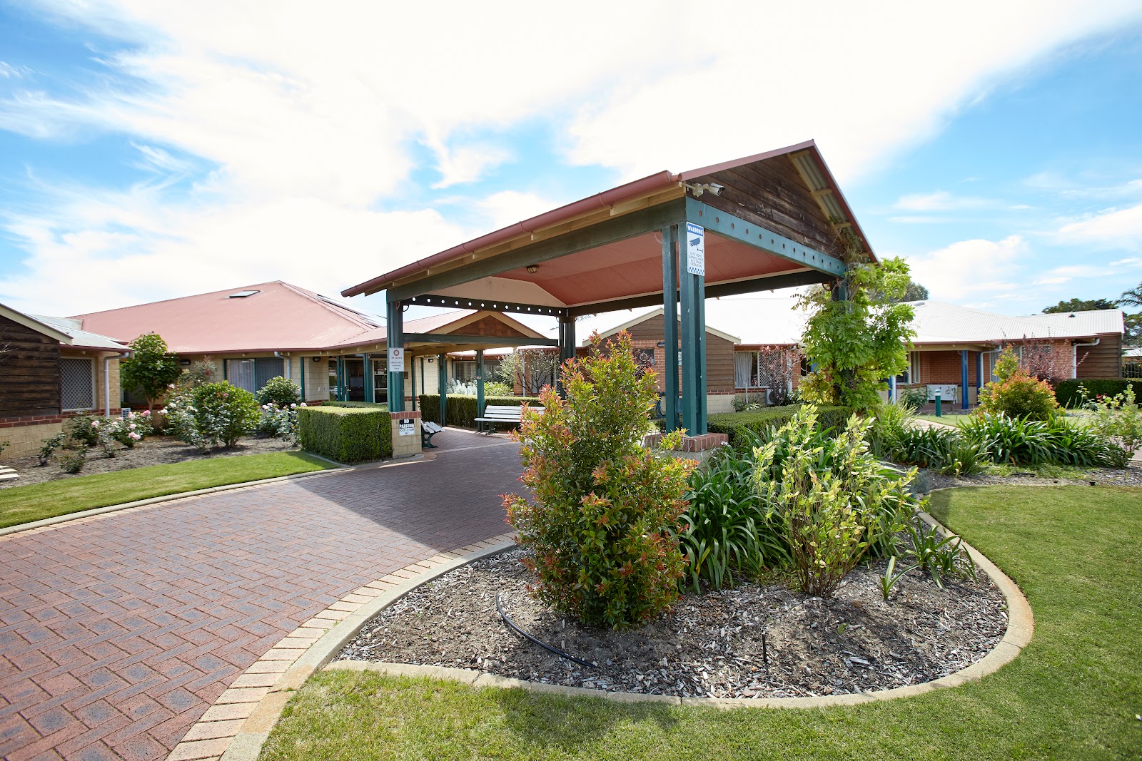 bethanie-peel-aged-care-home-in-coodanup-caring-co