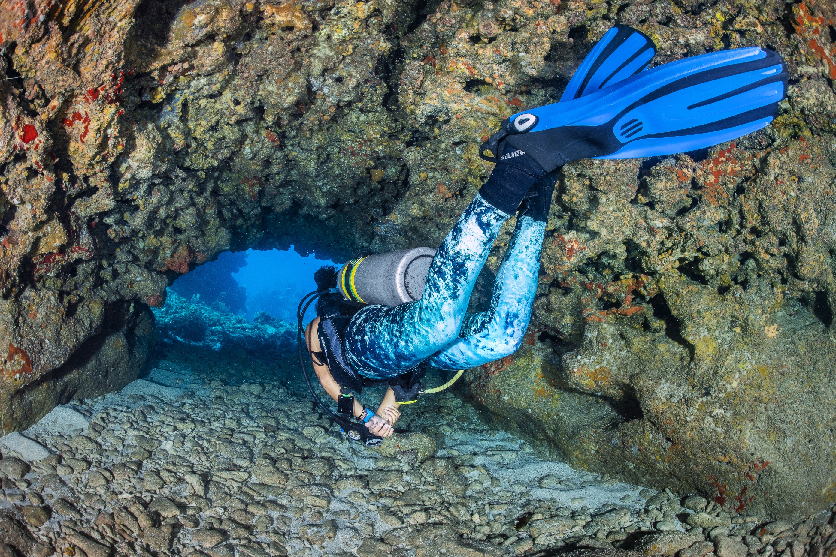 Dragon's Lair dive site - Image 2